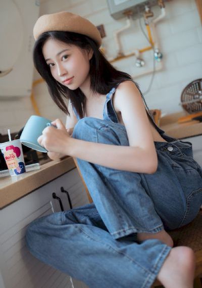 鬼屋里的扮鬼工作人员_720高清在线观看